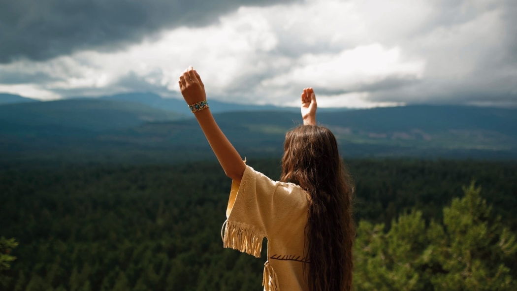 Shana: Kurtların Şarkısı izle