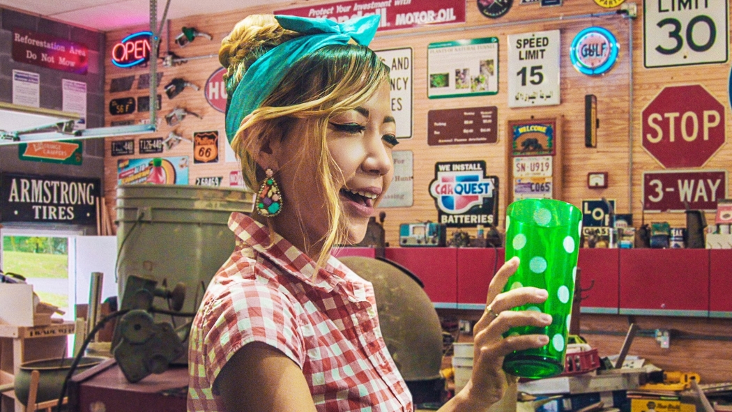 Swap Shop 2. Sezon 4. Bölüm izle